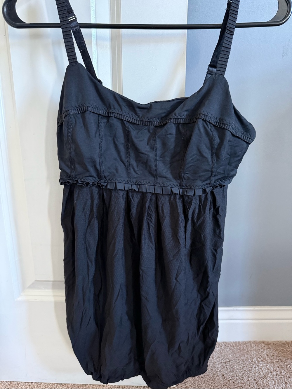 Lululemon Pritti Ruffle Babydoll
Tank